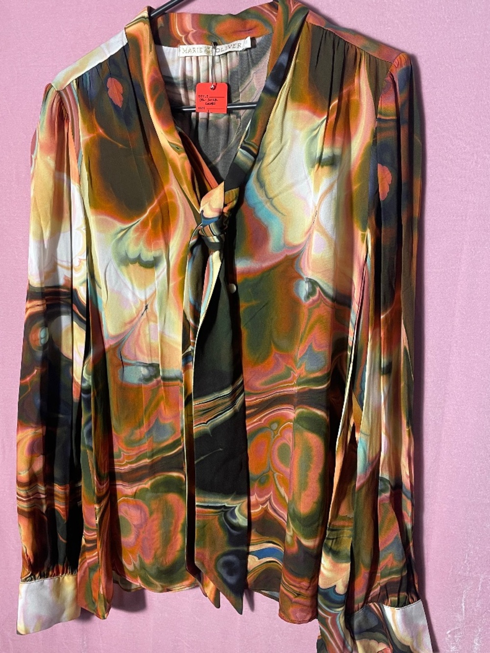 Long sleeve abstract oil slick tie-neck button-up blouse Sz. L Marie Oliver